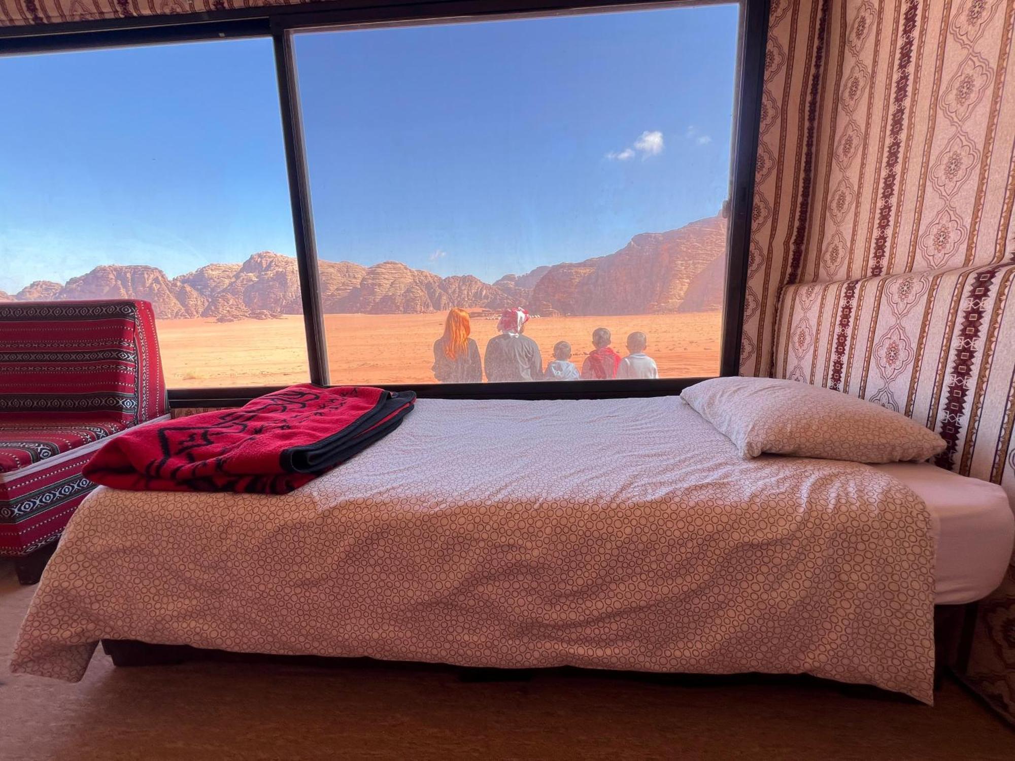 ワディ ・ラム Milky Way Bedouin Campヴィラ エクステリア 写真